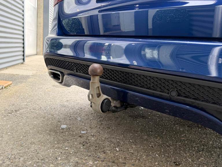 Mercedes C220 d 2,2 AMG Line stc. aut.