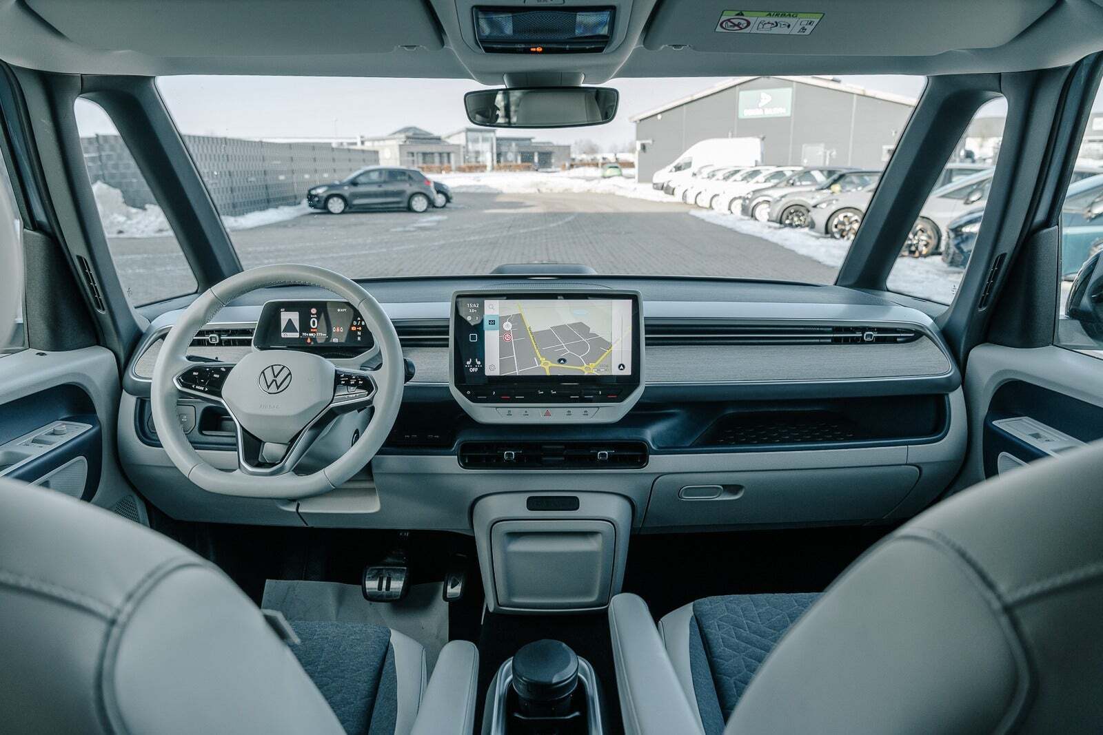 VW ID.Buzz 77 Pro SWB