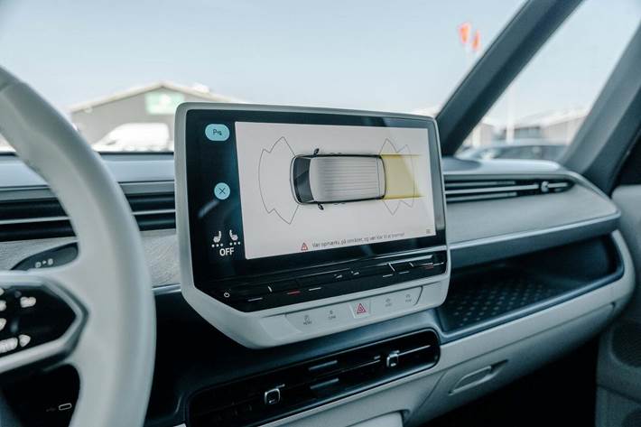 Sølv VW ID.Buzz fra 2023