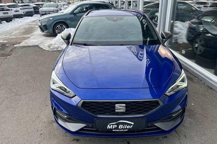 Blå Seat Leon fra 2020