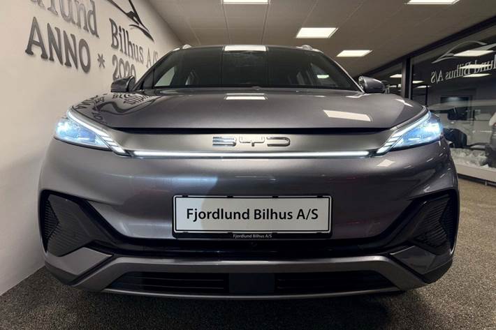 Grå BYD Atto 3 fra 2023