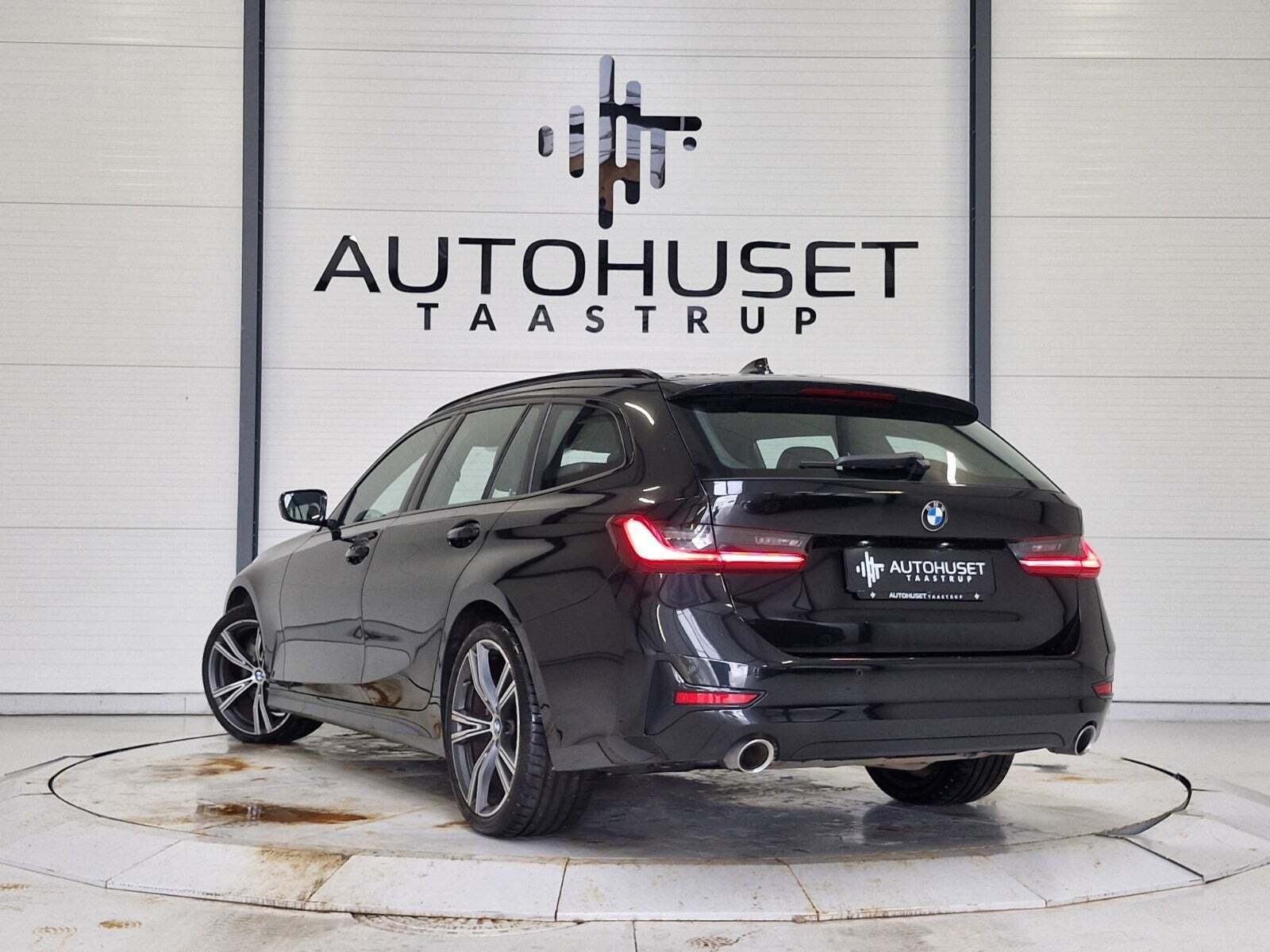 BMW 330i 2,0 Touring Sport Line aut.