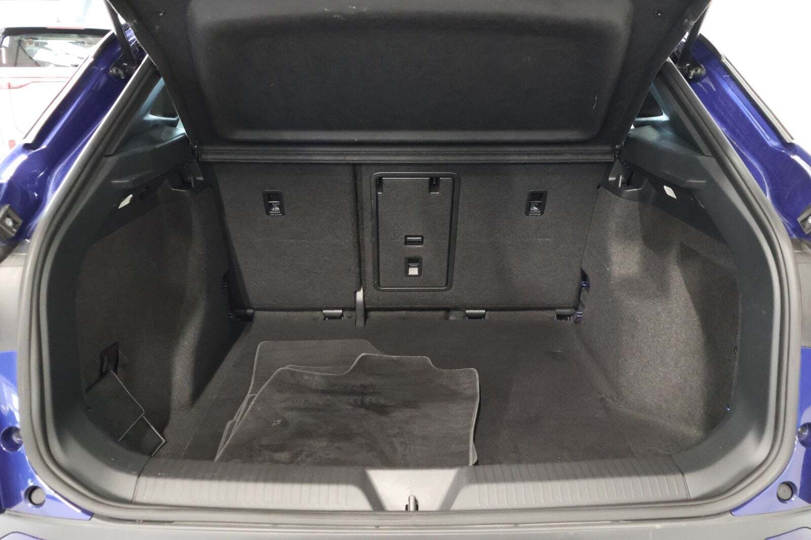 Blå VW ID.4 fra 2024