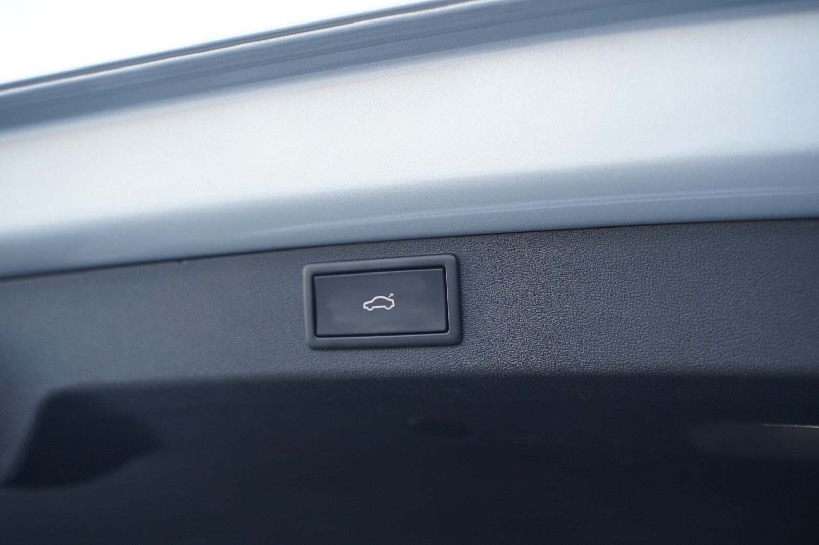 Sølv Skoda Enyaq fra 2024