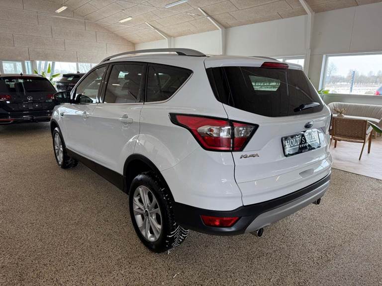 Ford Kuga 1,5 TDCi 120 Titanium Van