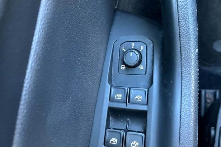 Sort VW Passat fra 2017