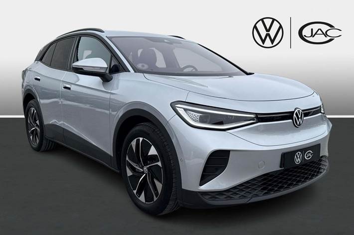 Sølv VW ID.4 fra 2024 set udefra