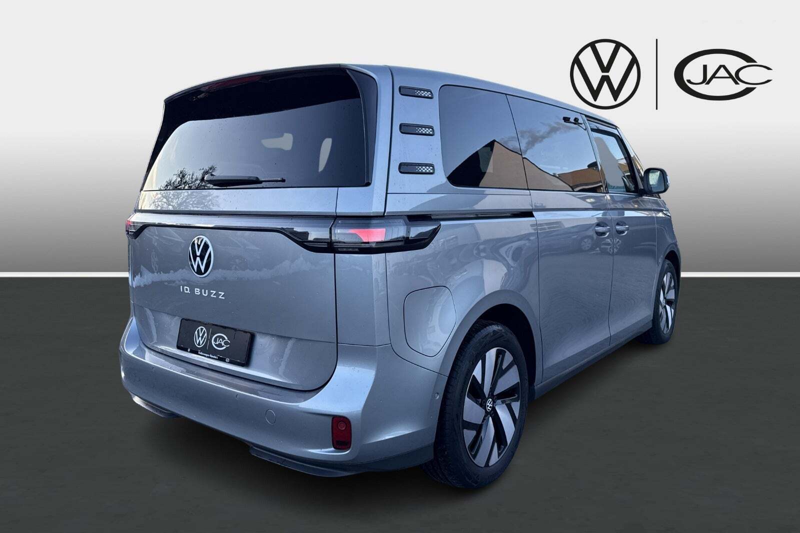 VW ID.Buzz 77 Life SWB