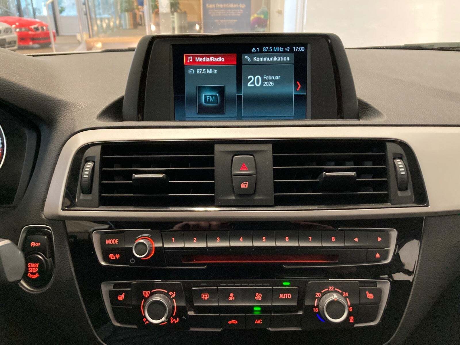 Hvid BMW 118d fra 2018