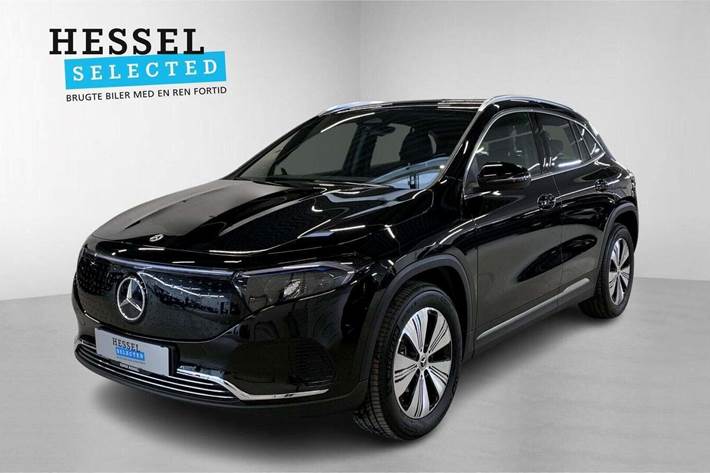 Sort Mercedes EQA250+ fra 2025 set udefra
