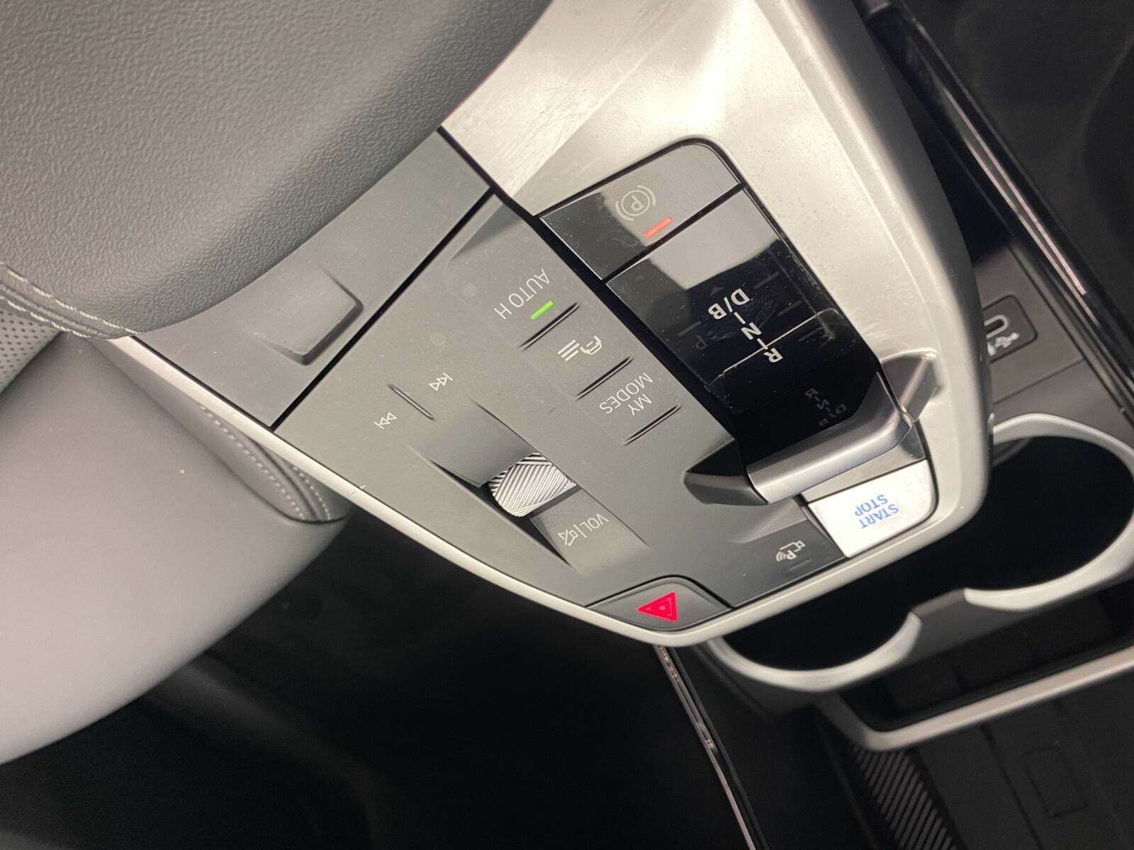 Sort BMW iX1 fra 2023