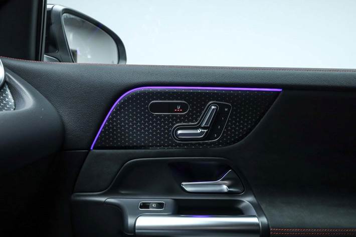 Sort Mercedes EQA250+ fra 2026