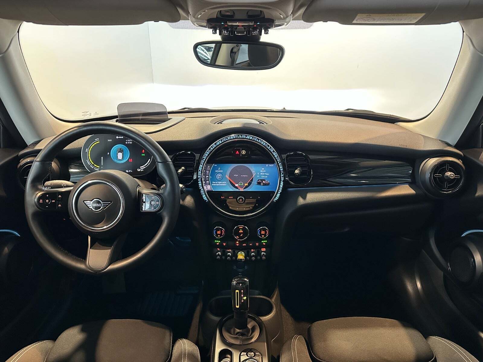 Mini Cooper SE Essential