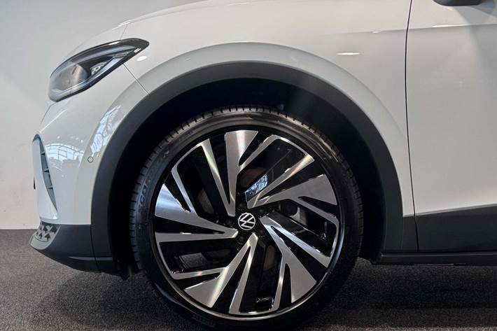 Hvid VW ID.4 fra 2025