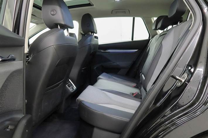 Sort Skoda Enyaq fra 2021