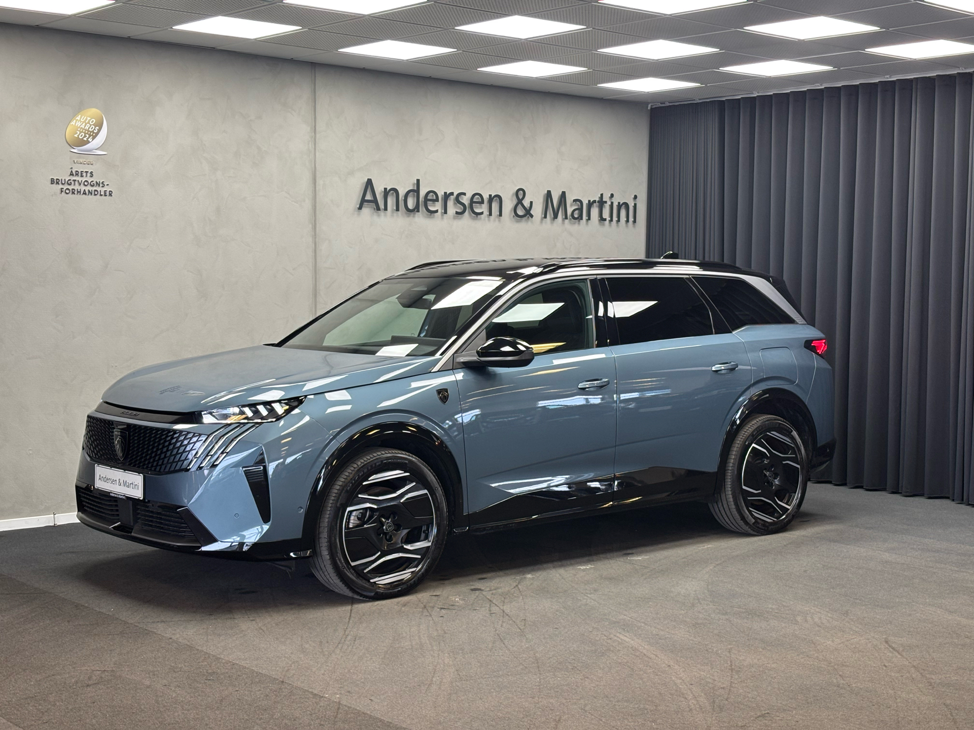 Peugeot e-5008 EL GT 210HK 5d Aut.