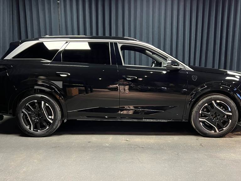 Peugeot e-5008 EL GT 210HK 5d Aut.