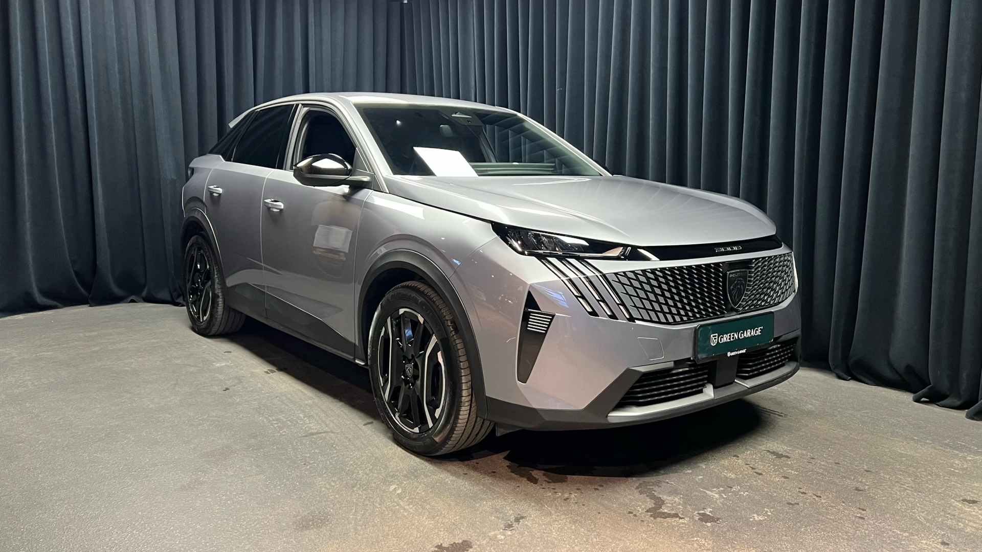 Peugeot e-3008 EL Allure 210HK 5d Aut.