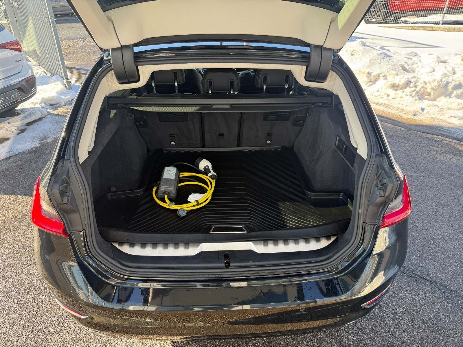 BMW 330e 2,0 Touring Sport Line aut.