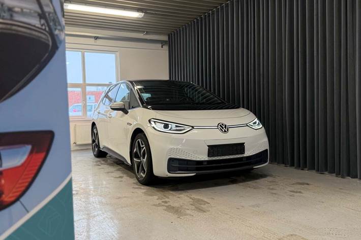 Hvid VW ID.3 fra 2021