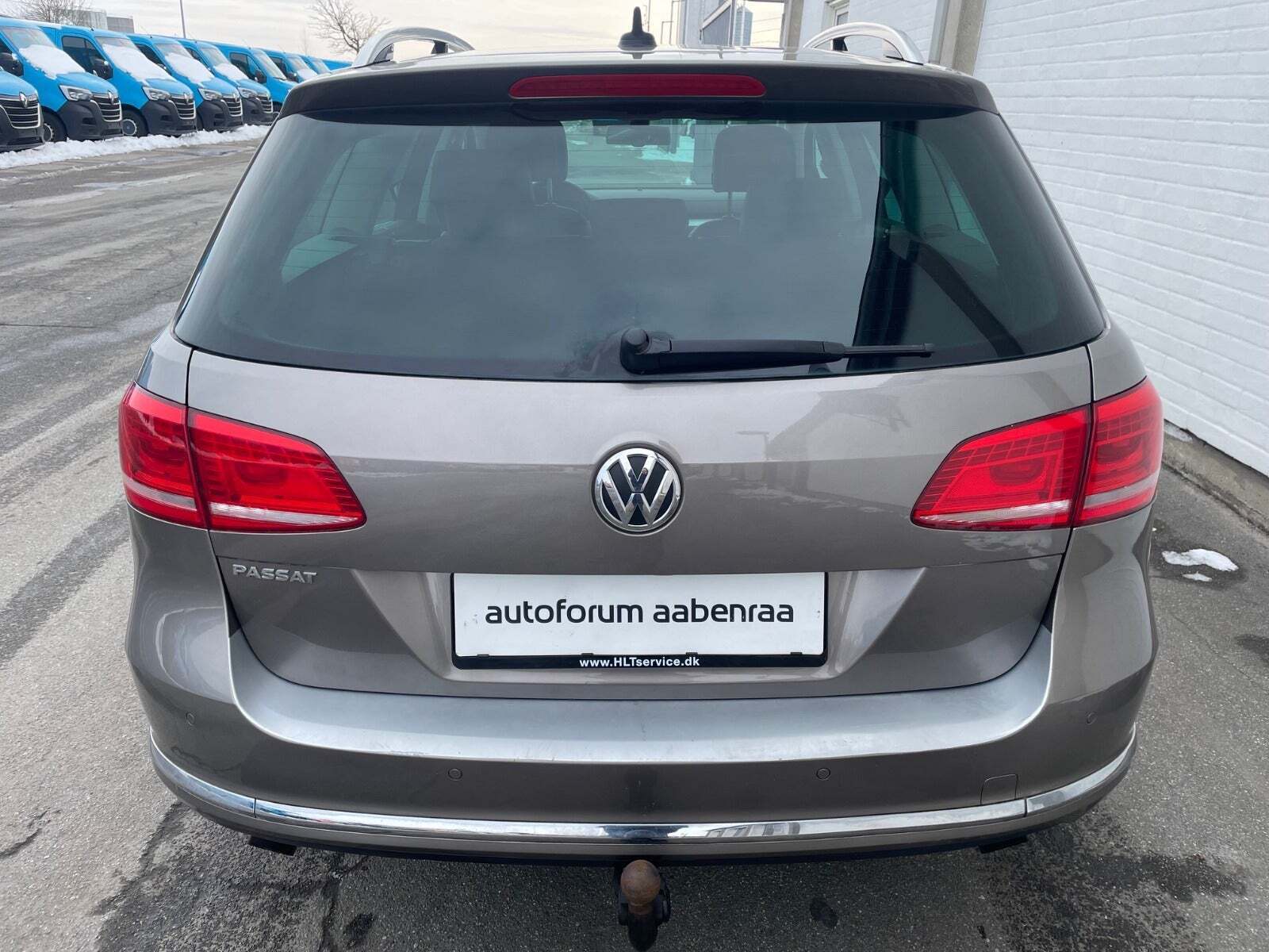 Brun VW Passat fra 2011