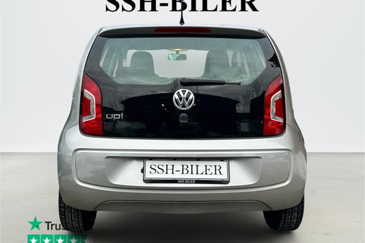 Sølv VW UP! fra 2013