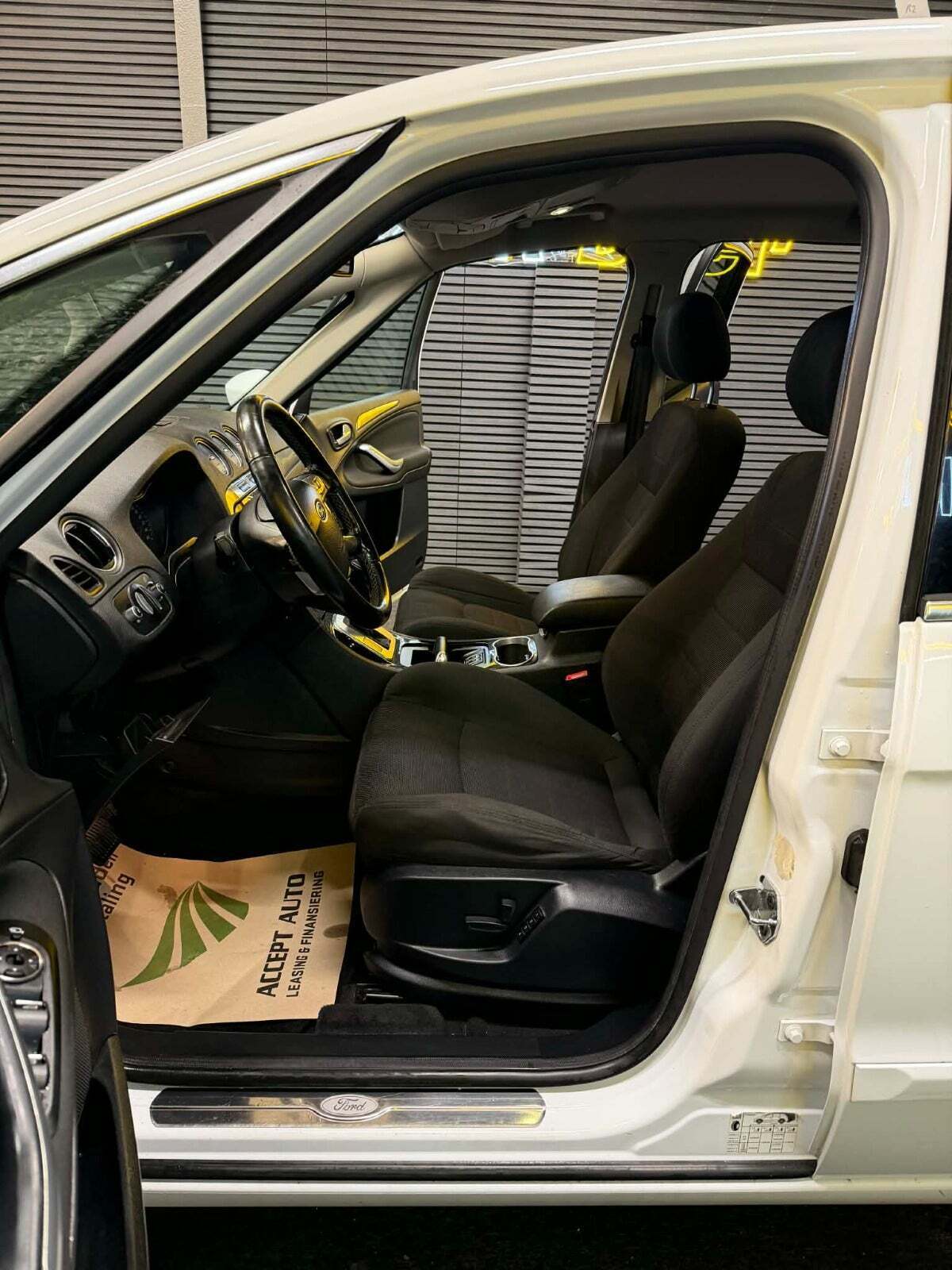 Ford S-MAX 2,0 TDCi 140 Collection aut.