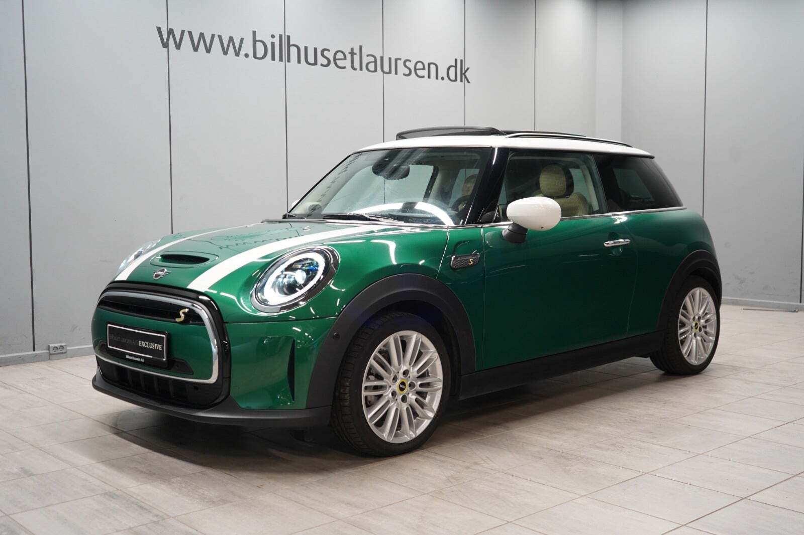 Mini Cooper SE Classic Trim