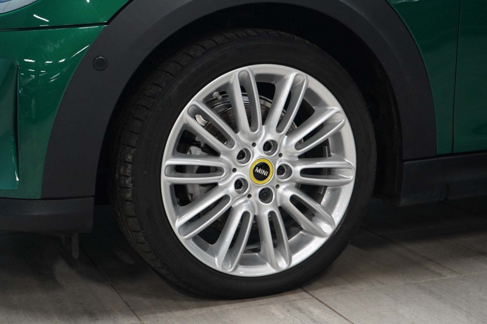 Grøn Mini Cooper SE fra 2022