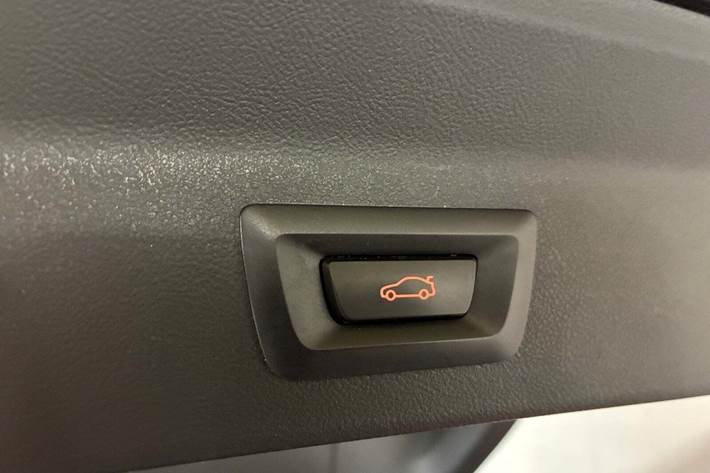 Sort BMW iX3 fra 2023