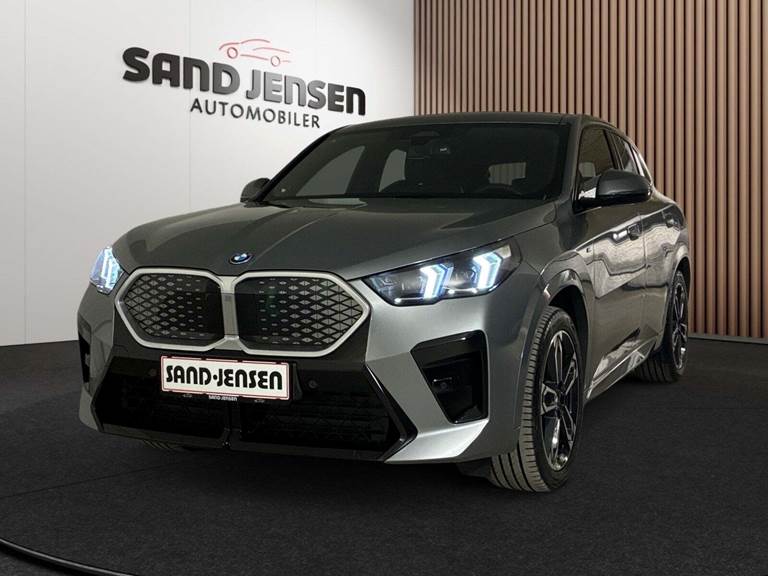 BMW iX2 xDrive30 M-Sport Premium