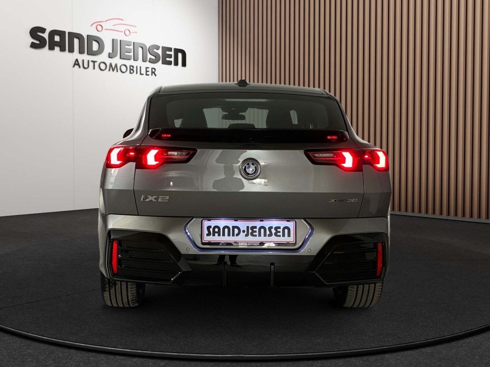 BMW iX2 xDrive30 M-Sport Premium