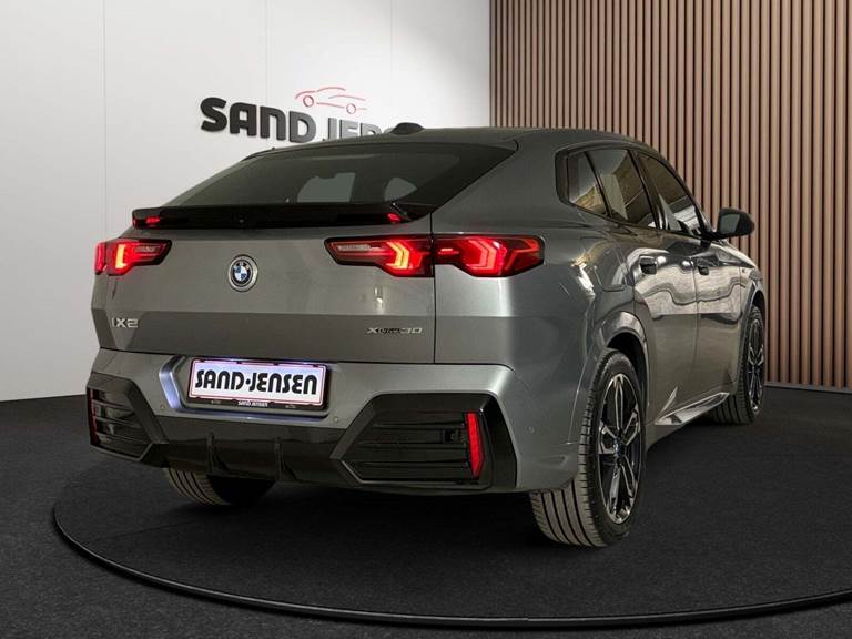 BMW iX2 xDrive30 M-Sport Premium