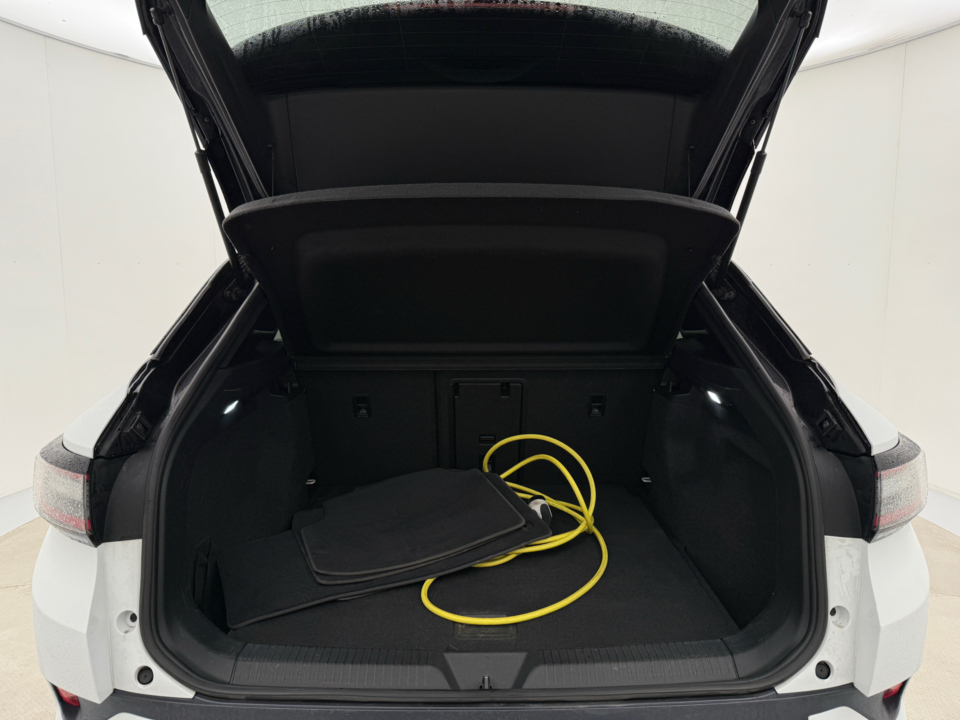 Hvid VW ID.4 fra 2020