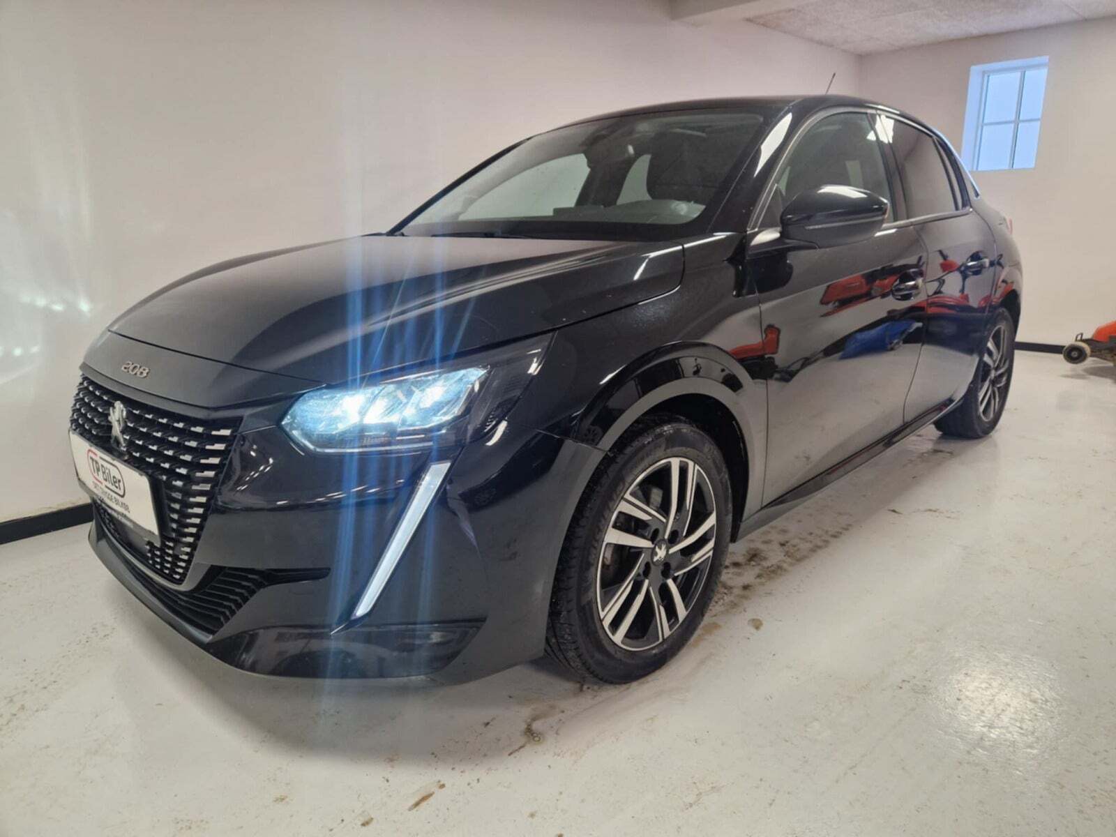 Peugeot 208 1,5 BlueHDi 100 Allure Sky