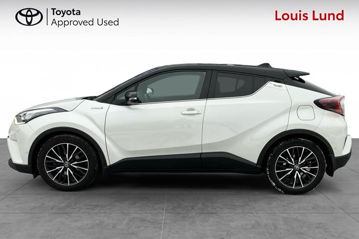 Hvid Toyota C-HR fra 2018
