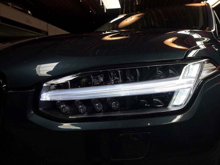 Volvo XC90 2,0 T8 ReCharge Ultimate Dark aut. AWD 7prs