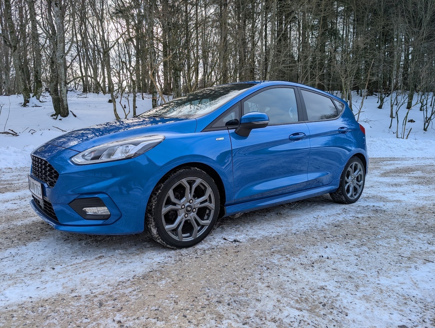 Blå Ford Fiesta fra 2020