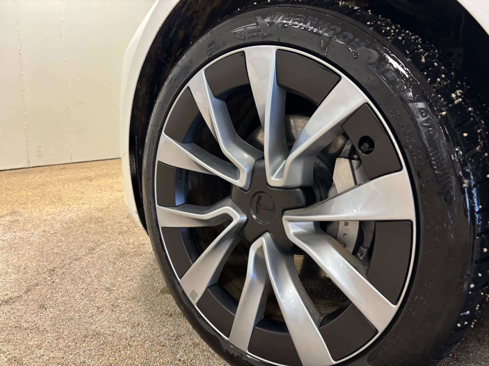 Tesla Model 3 EL Long Range AWD 498HK Aut.