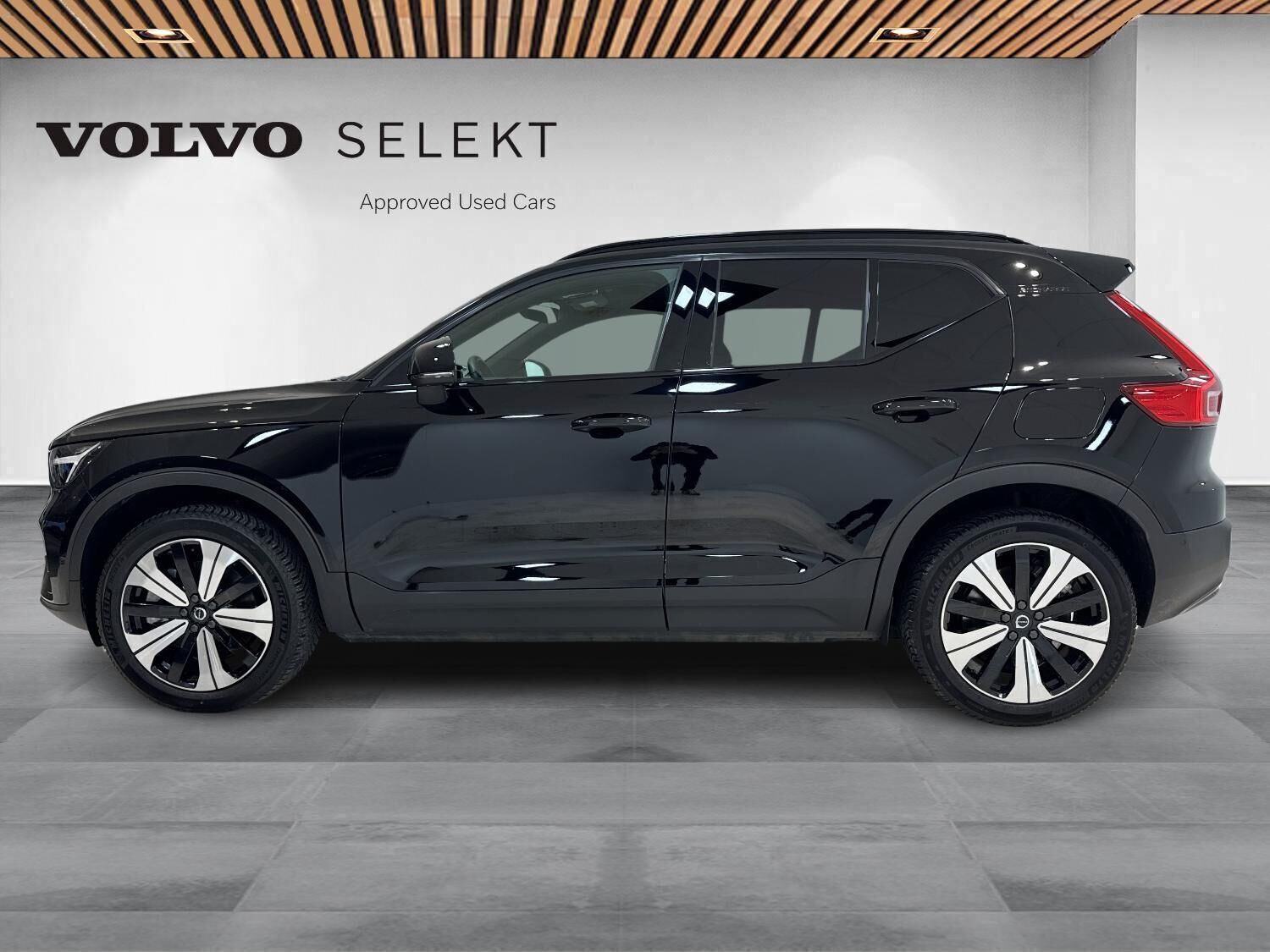 Volvo XC40 P6 ReCharge Core