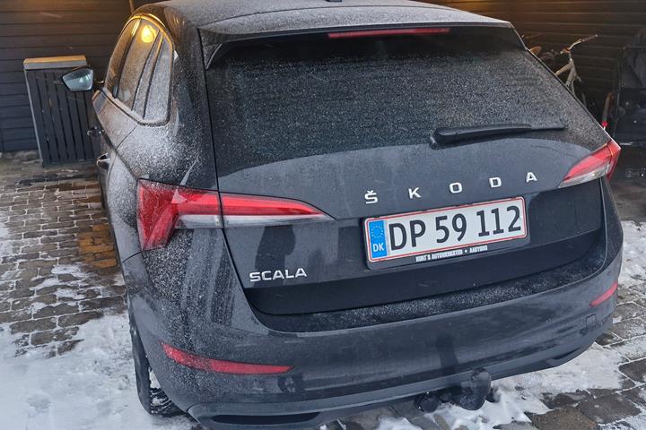 Sort Skoda Scala fra 2021