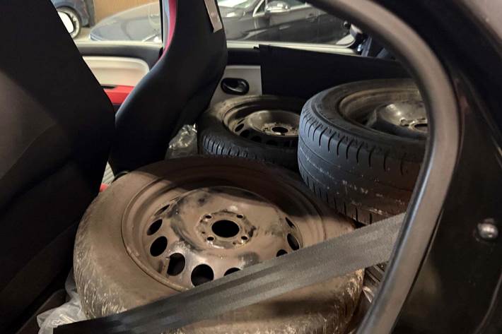 Sort Renault Twingo fra 2016