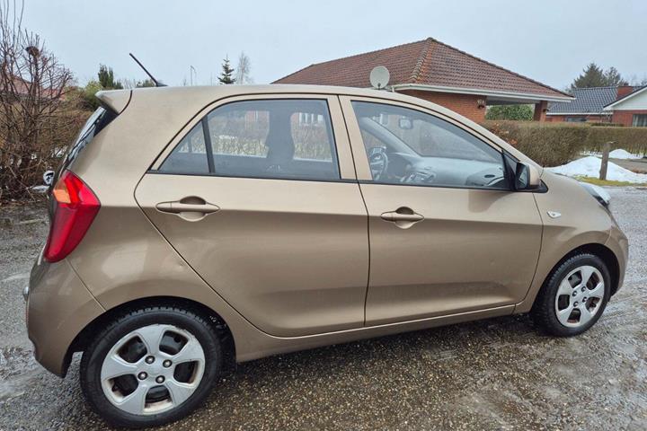 Grøn Kia Picanto fra 2013