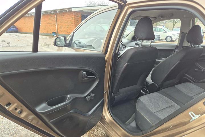Grøn Kia Picanto fra 2013