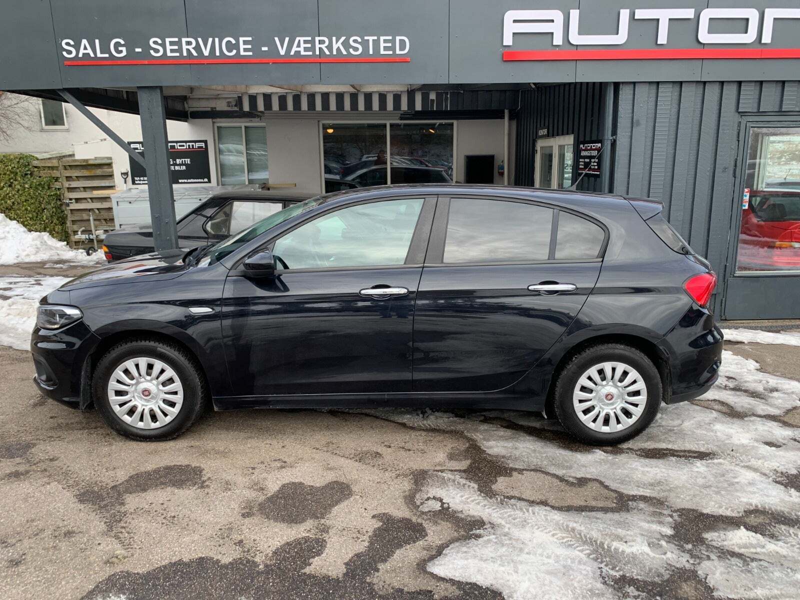 Sort Fiat Tipo fra 2017