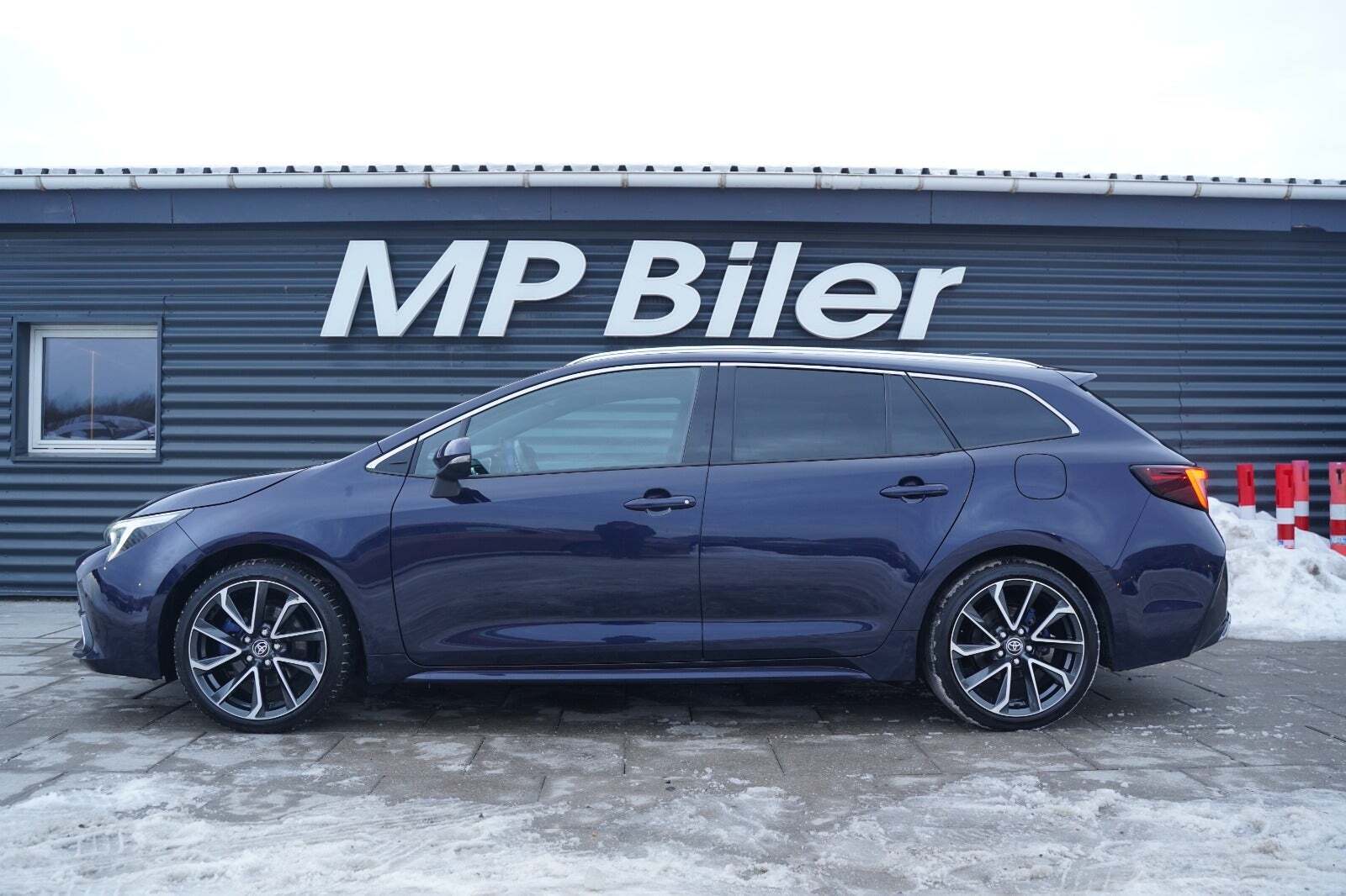 Toyota Corolla 2,0 Hybrid Elegant Touring Sports e-CVT
