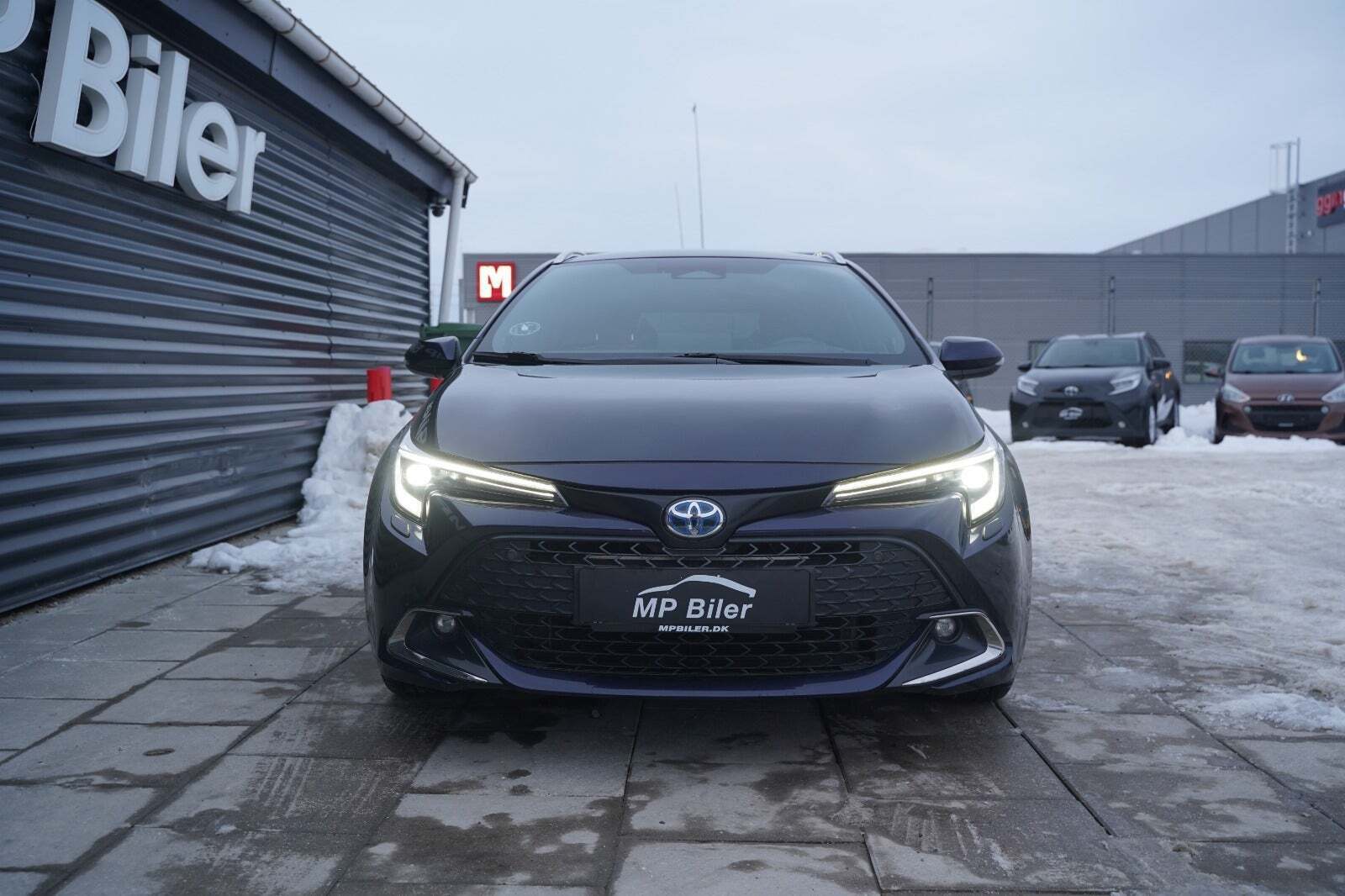 Toyota Corolla 2,0 Hybrid Elegant Touring Sports e-CVT