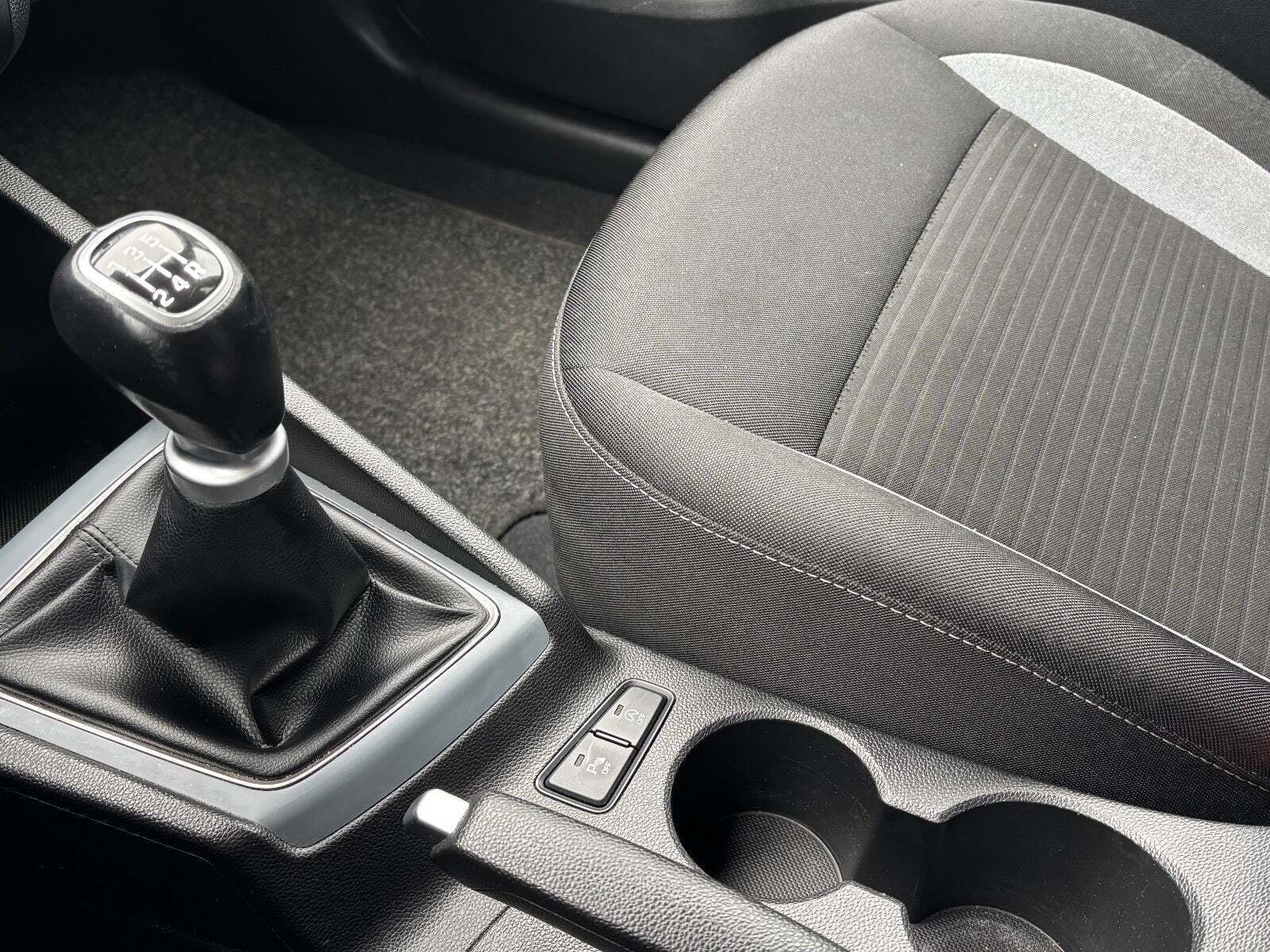 Hvid Hyundai i20 fra 2017