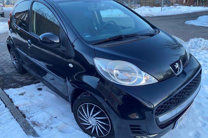 undefined Peugeot 107 fra 2010