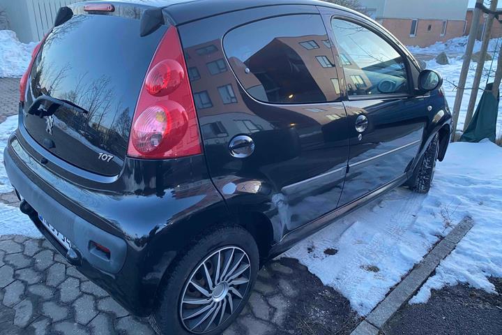 undefined Peugeot 107 fra 2010